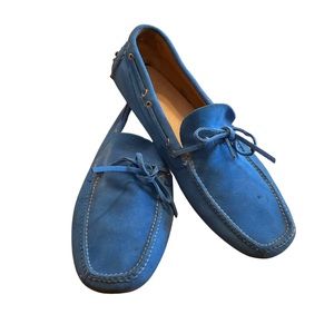 Barney’s suede loafer